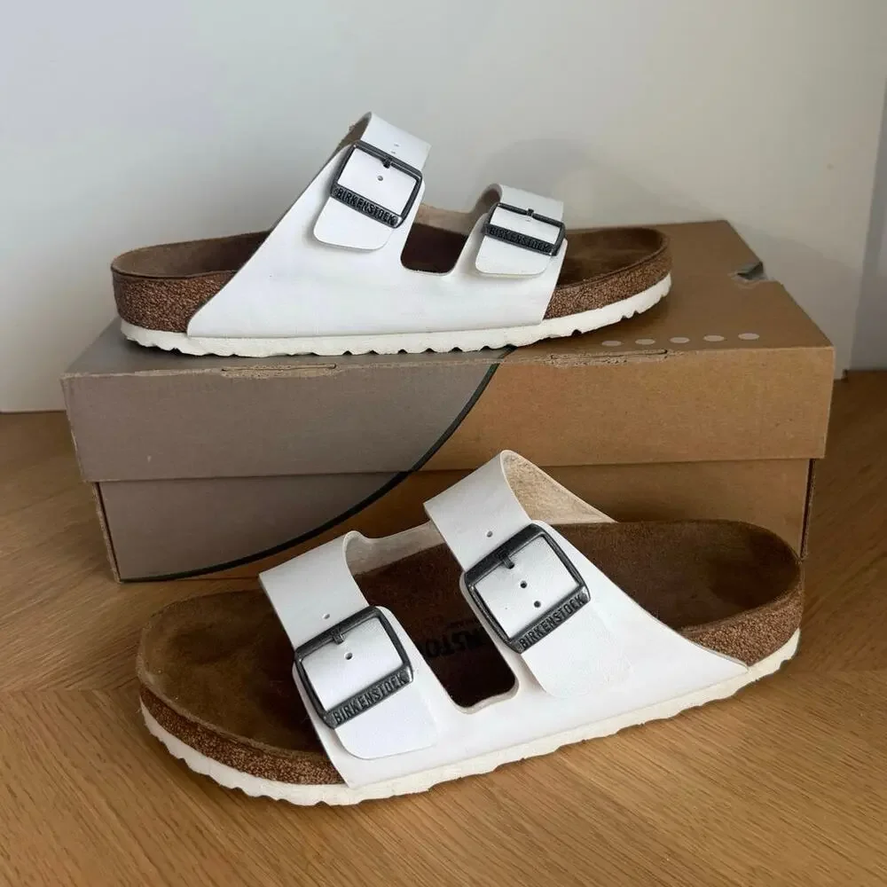Birkenstock Arizona White Unisex Slip On Sandals- Men 7- Women 9